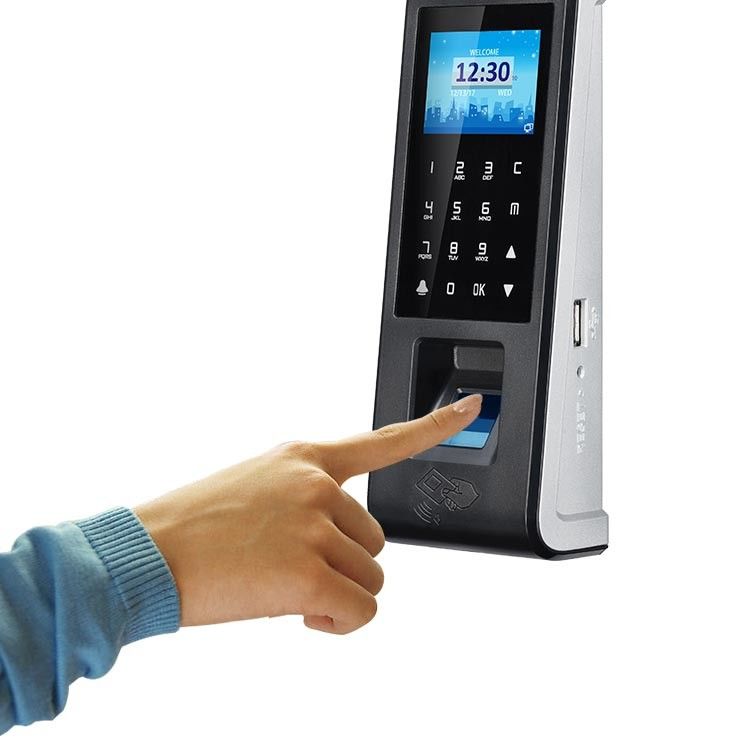 Nube de la pantalla táctil del sistema del control de acceso de Rfid de la huella dactilar de la línea horizonte basada